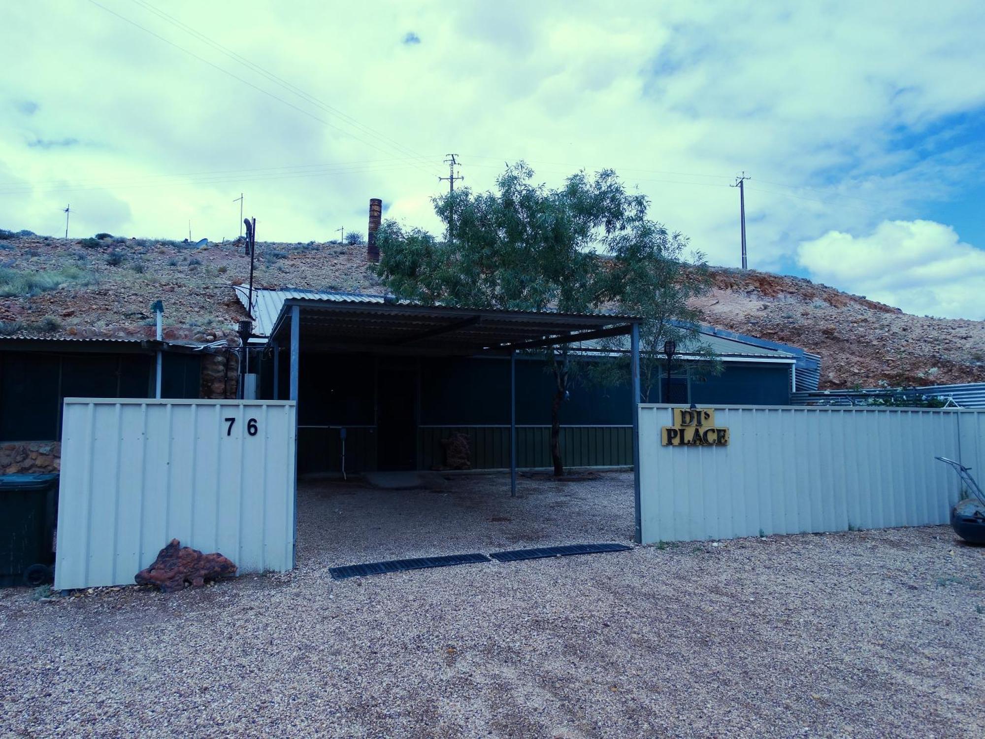 Di'S Place Coober Pedy Bagian luar foto