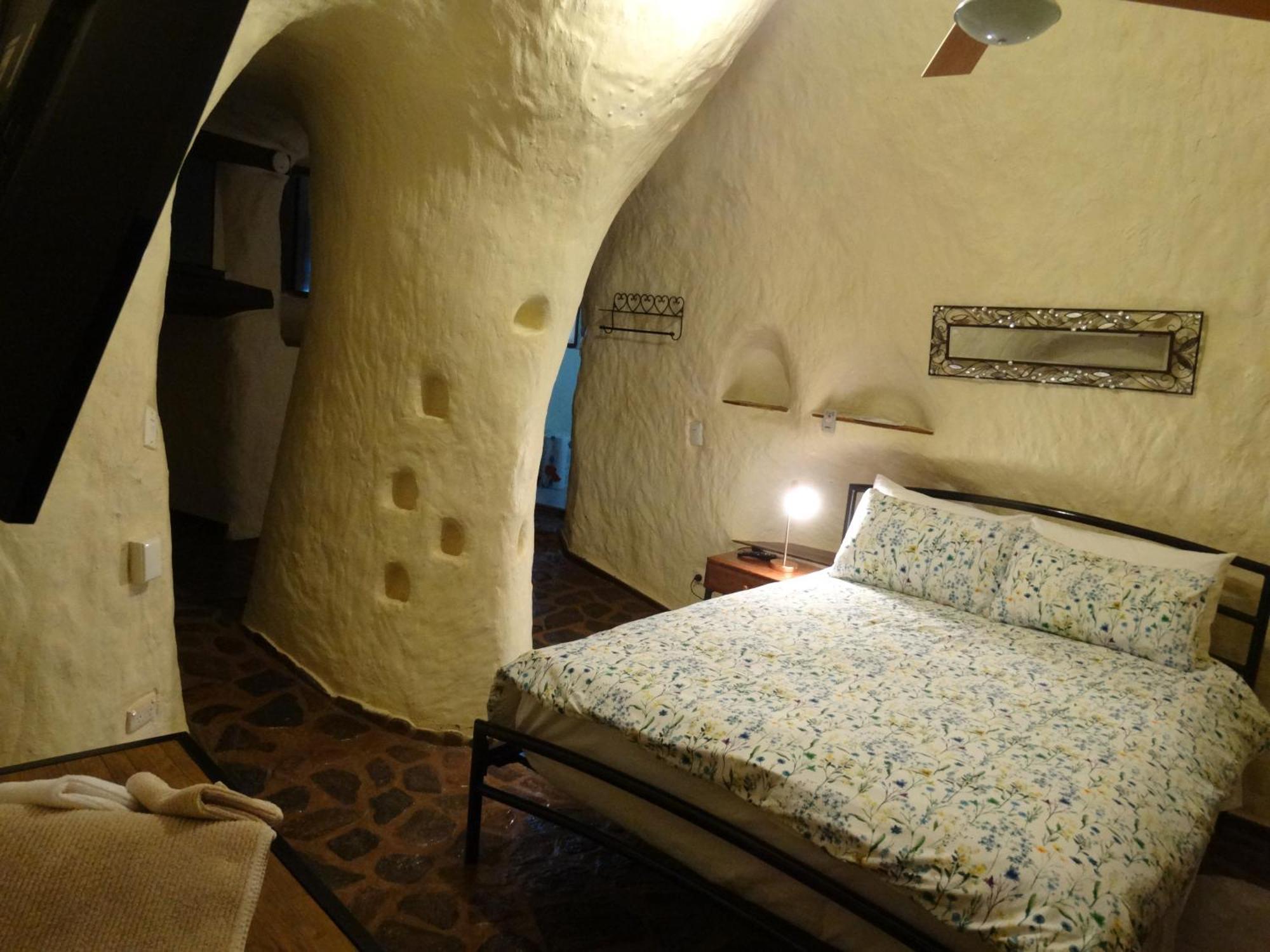 Di'S Place Coober Pedy Bagian luar foto